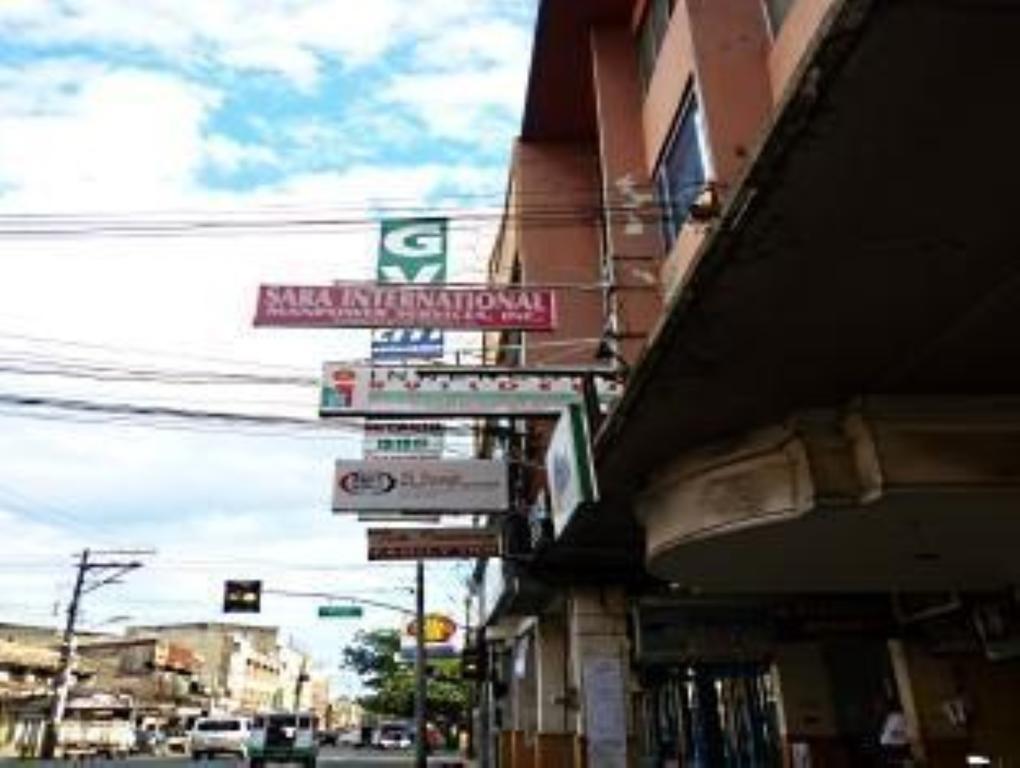 فندق جي في دافاو Davao City المظهر الخارجي الصورة